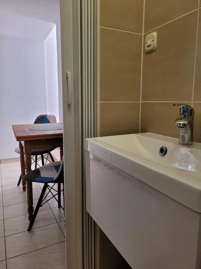 Apartmani Tonci Pag Pag Town Kültér fotó