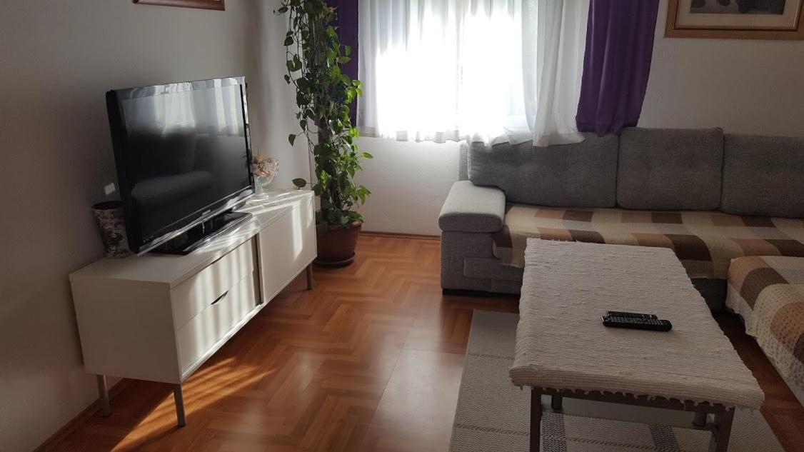 Apartmani Tonci Pag Pag Town Kültér fotó
